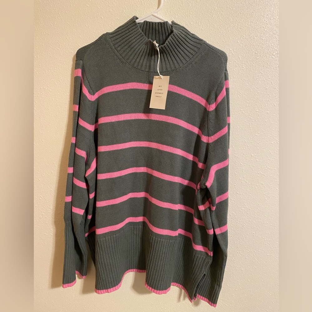 Women’s xxl Free Assembly sweater gray/greenish color